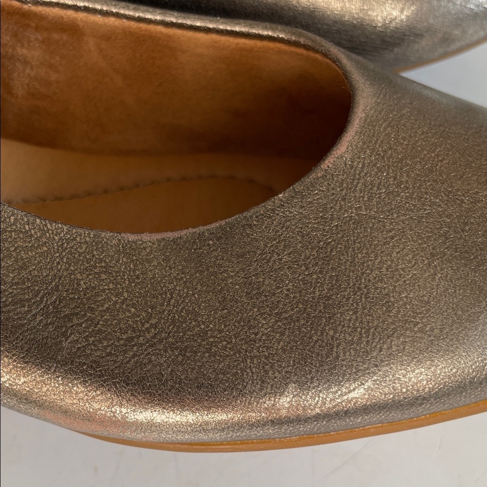Born Women's Shimmering Gold Leather Flats - Picture 6 of 8